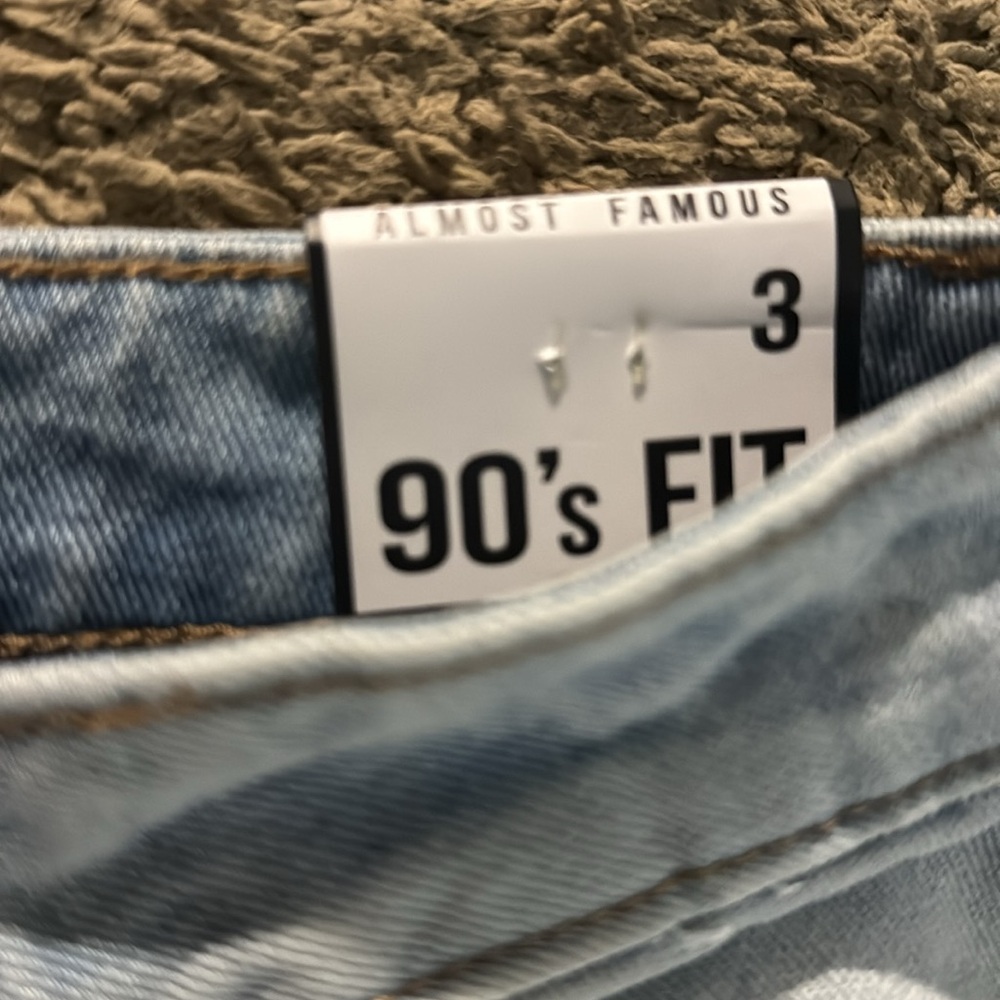 Almost Famous Blue Straight Leg Jeans with Distressed Details - Picture 5 of 13